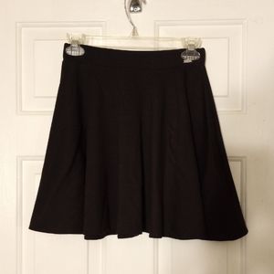GUESS BSkeeter Skirt